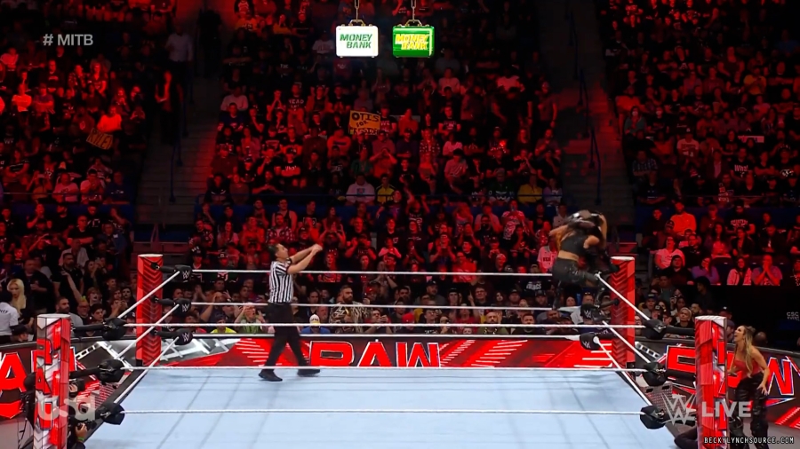 beckyraw20230605_00_01_58_20_Still489.jpg