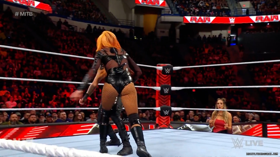 beckyraw20230605_00_02_17_25_Still584.jpg