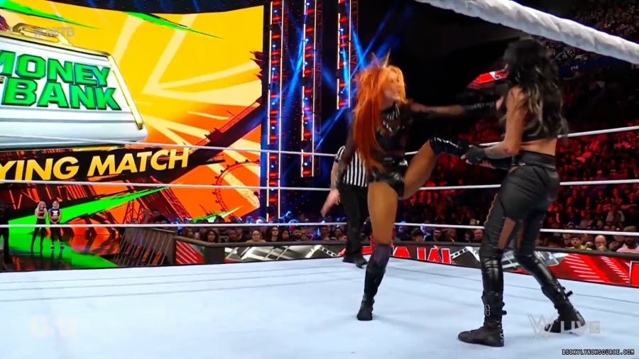 beckyraw20230605_00_02_45_10_Still729.jpg