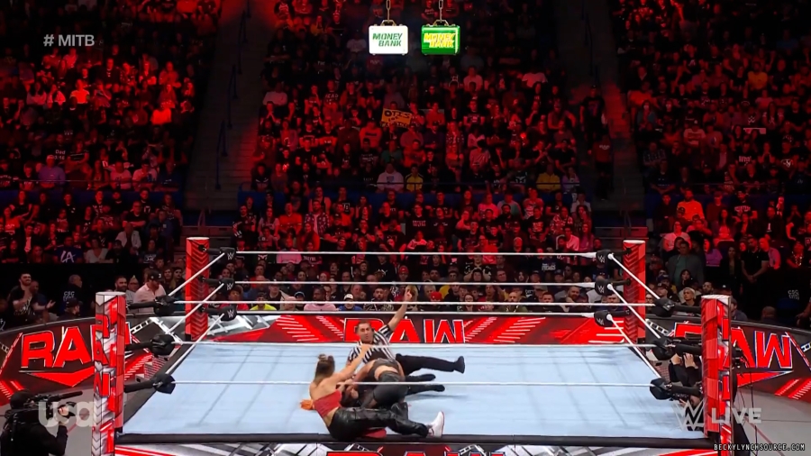 beckyraw20230605_00_03_15_25_Still896.jpg