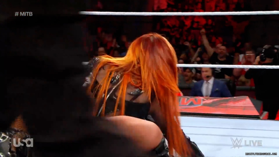 beckyraw20230605_00_03_31_10_Still982.jpg