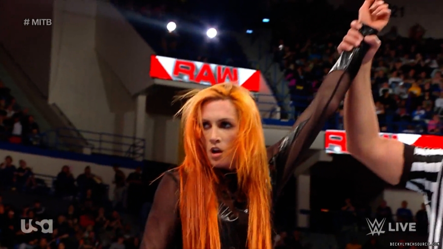 beckyraw20230605_00_03_34_20_Still991.jpg