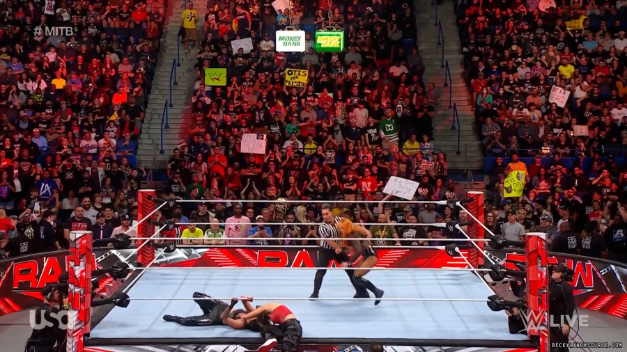 beckyraw20230605_00_03_36_15_Still998.jpg