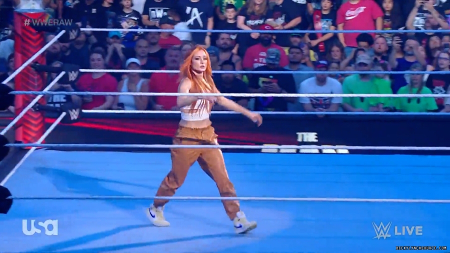beckyraw20230703_00_00_37_25_Still177.jpg