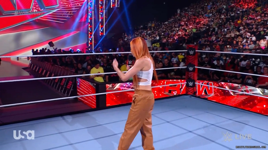 beckyraw20230703_00_00_55_05_Still276.jpg