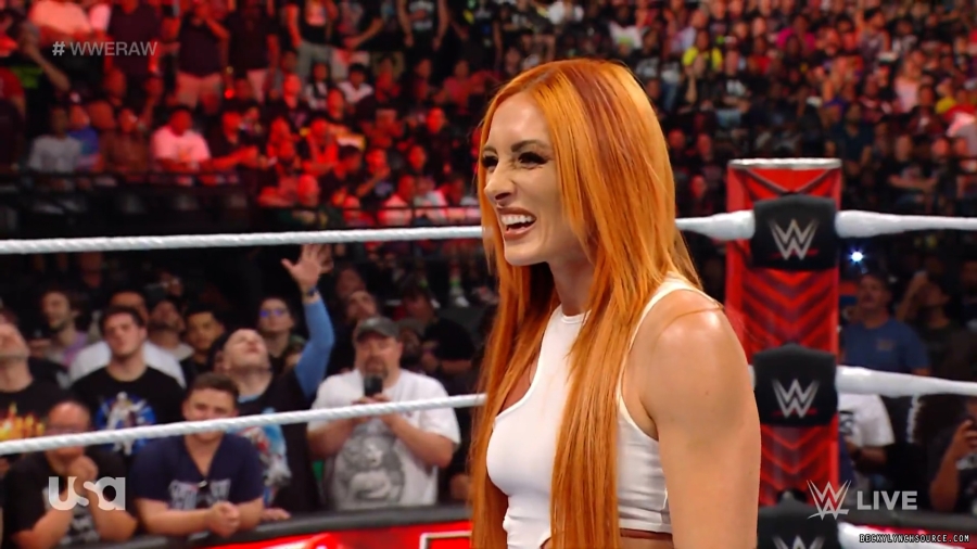 beckyraw20230703_00_01_26_25_Still404.jpg
