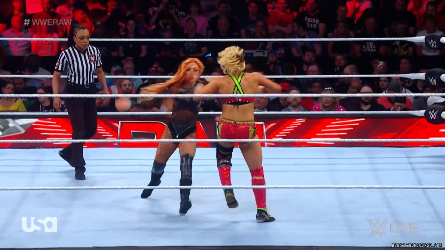 beckyraw20230710_00_00_58_20_Still198.jpg