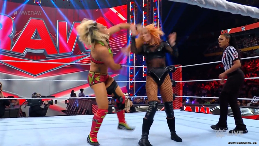 beckyraw20230710_00_01_11_25_Still268.jpg