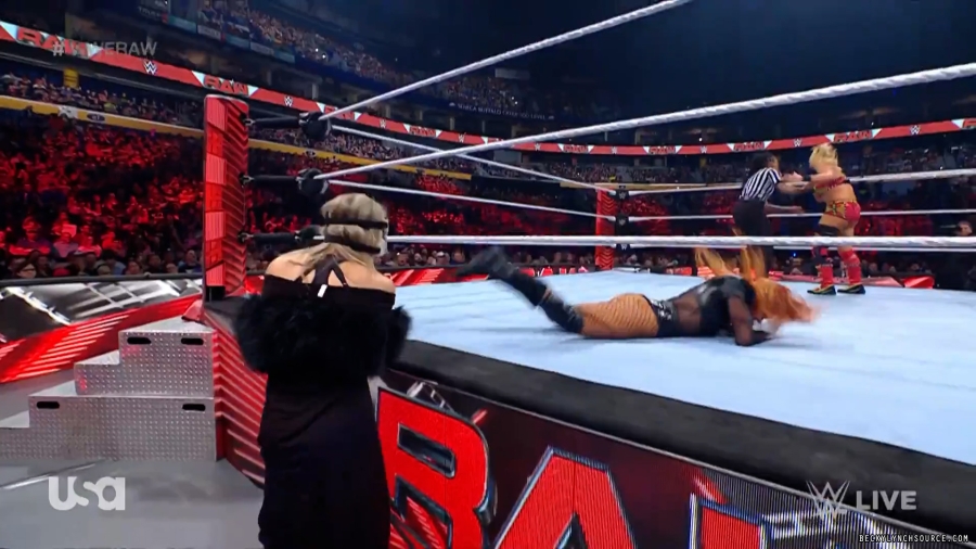 beckyraw20230710_00_01_33_15_Still382.jpg