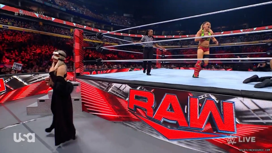 beckyraw20230710_00_01_34_20_Still389.jpg