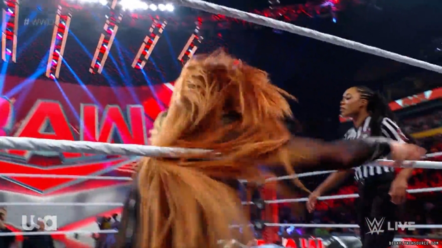 beckyraw20230710_00_01_39_05_Still413.jpg
