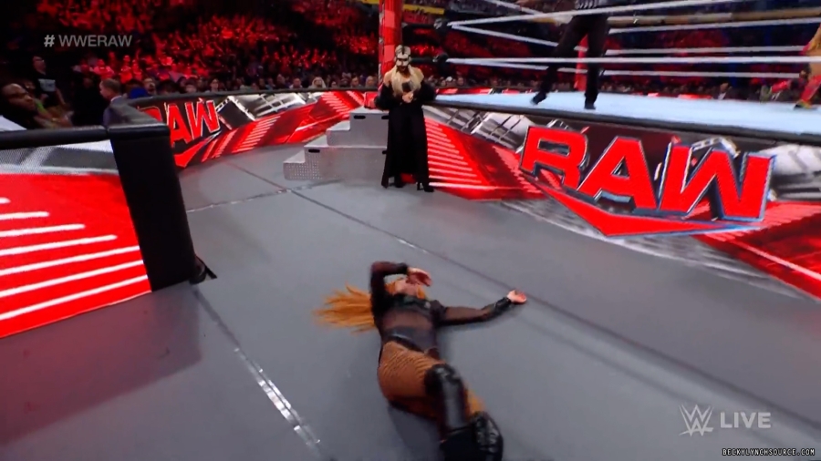 beckyraw20230710_00_01_47_05_Still457.jpg