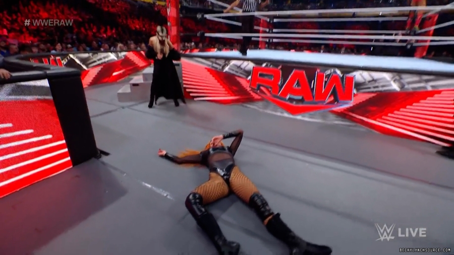 beckyraw20230710_00_01_47_20_Still460.jpg