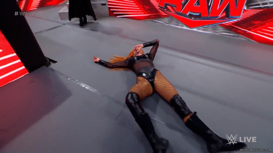 beckyraw20230710_00_01_47_25_Still461.jpg
