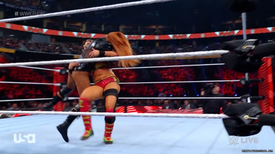 beckyraw20230710_00_01_50_10_Still468.jpg