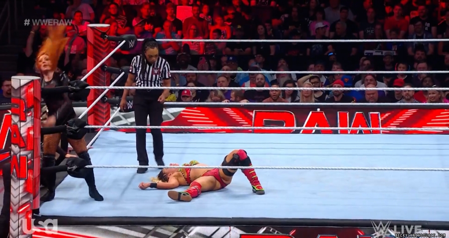 beckyraw20230710_00_02_20_15_Still011.jpg