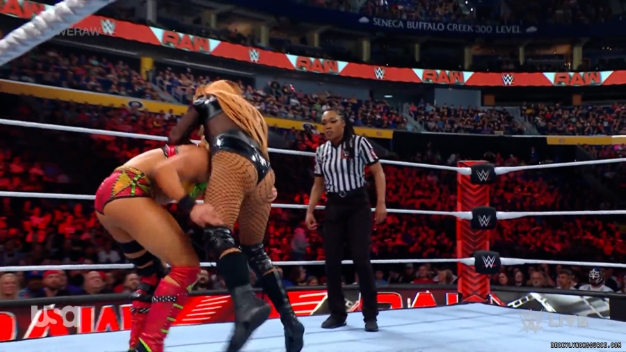 beckyraw20230710_00_02_41_00_Still698.jpg