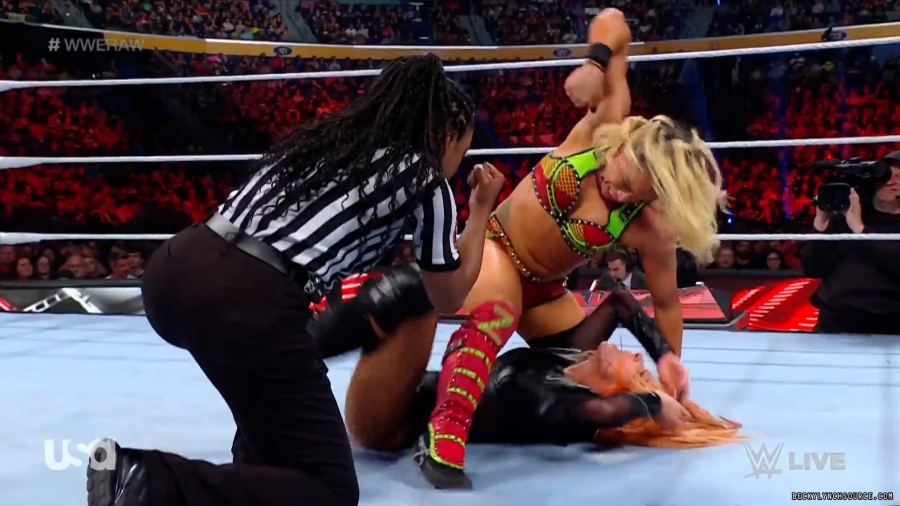 beckyraw20230710_00_03_01_10_Still802.jpg