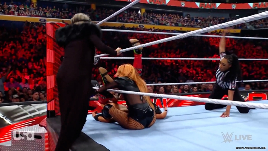 beckyraw20230710_00_03_10_10_Still846.jpg