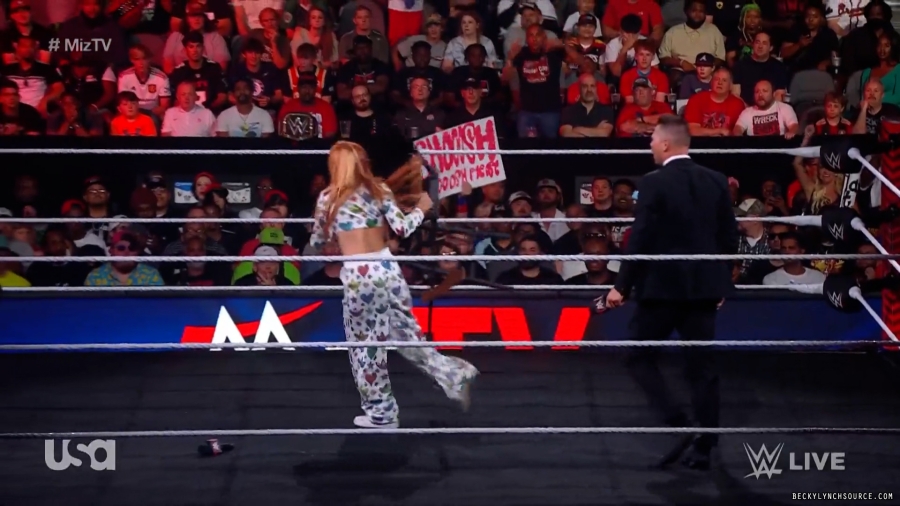 beckyraw20210717_00_01_33_20_Still247.jpg