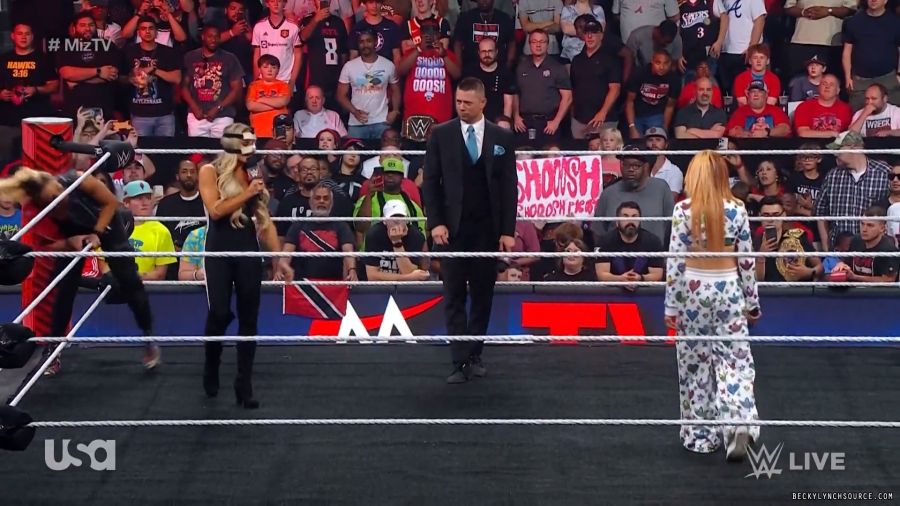 beckyraw20210717_00_02_09_05_Still403.jpg