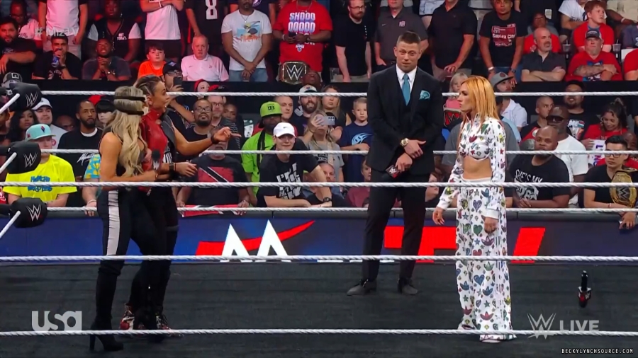 beckyraw20230717_00_03_23_15_Still653.jpg
