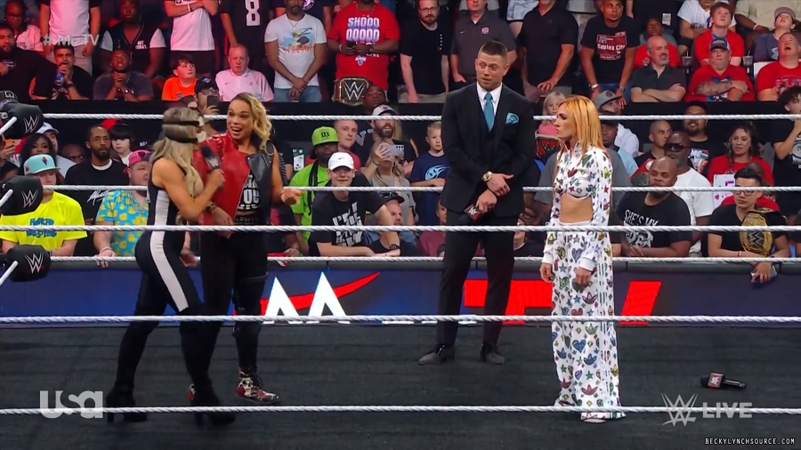beckyraw20230717_00_03_23_25_Still655.jpg