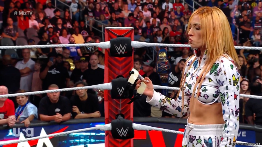 beckyraw20230717_00_03_31_05_Still698.jpg