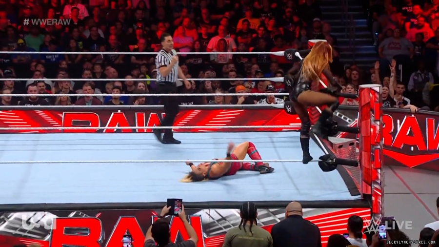 beckyraw20230724_00_01_34_25_Still390.jpg