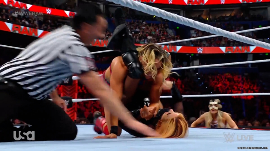 beckyraw20230724_00_02_26_25_Still662.jpg