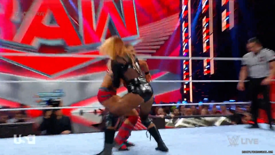 beckyraw20230724_00_02_53_25_Still799.jpg