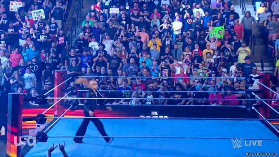 beckyraw20230807_00_00_12_05_Still064.jpg