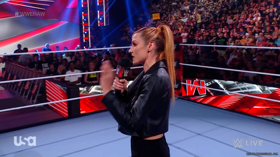 beckyraw20230807_00_01_19_25_Still220.jpg