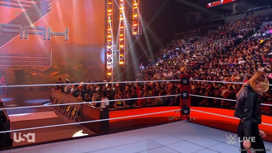 beckyraw20230807_00_01_46_10_Still379.jpg