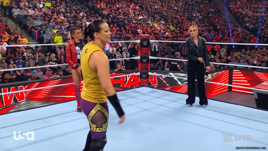 beckyraw20230807_00_02_53_10_Still568.jpg