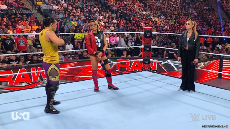 beckyraw20230807_00_02_58_15_Still580.jpg
