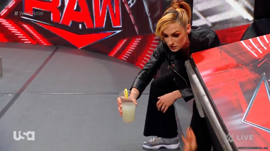 beckyraw20230807_00_05_56_15_Still714.jpg