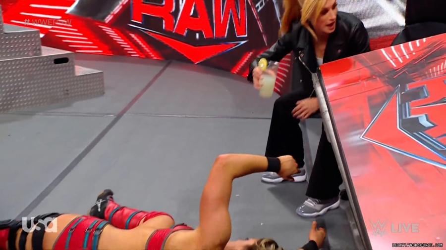 beckyraw20230807_00_05_56_25_Still716.jpg