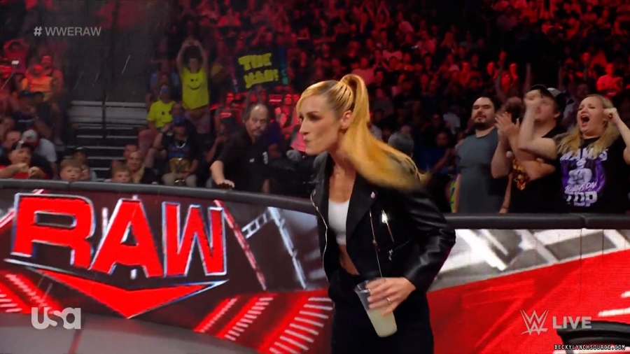 beckyraw20230807_00_07_36_05_Still909.jpg