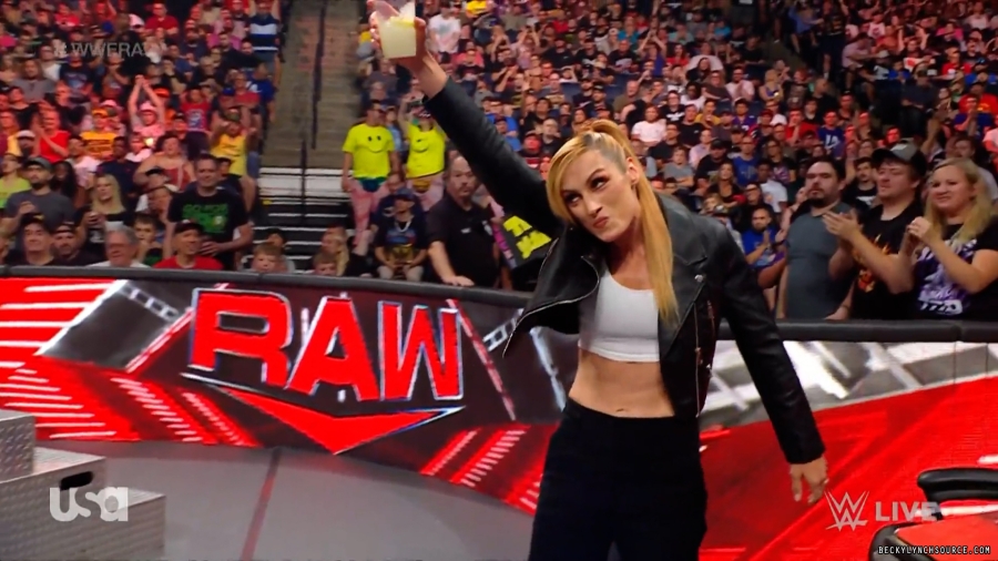 beckyraw20230807_00_07_38_10_Still920.jpg