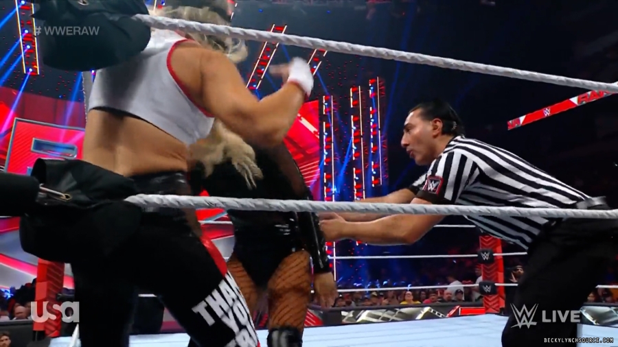 beckyraw20230814_00_00_34_25_Still162.jpg
