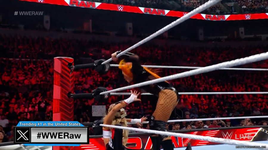 beckyraw20230814_00_00_39_25_Still192.jpg