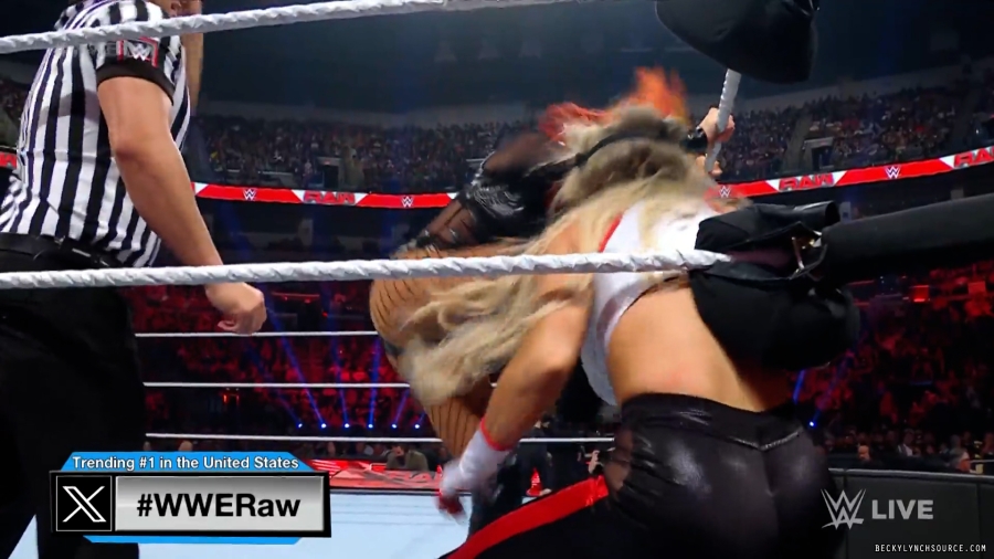 beckyraw20230814_00_00_42_25_Still210.jpg