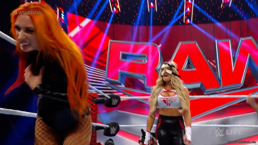 beckyraw20230814_00_00_53_05_Still267.jpg