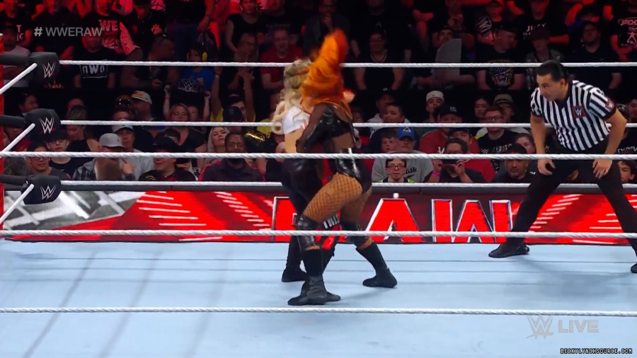 beckyraw20230814_00_00_57_25_Still295.jpg