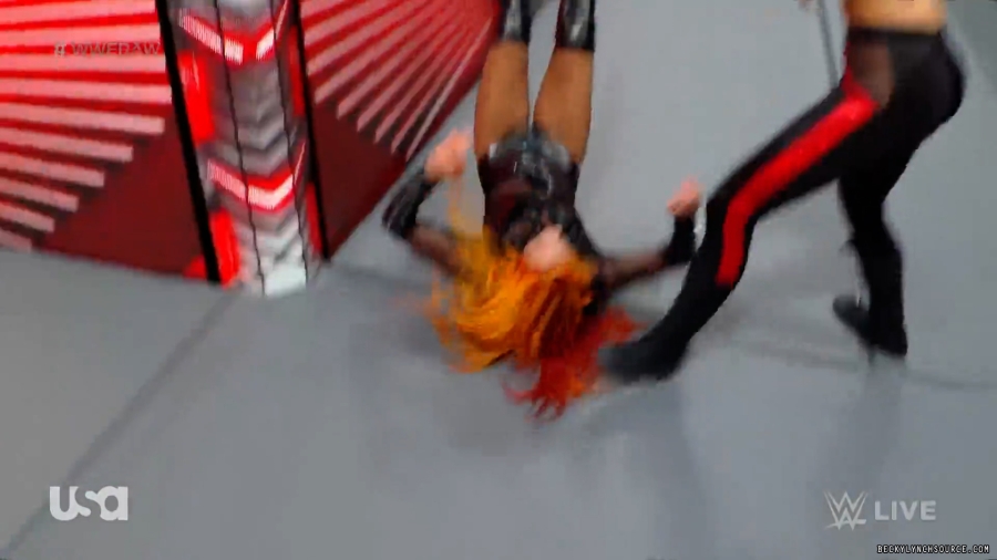 beckyraw20230814_00_01_13_25_Still385.jpg