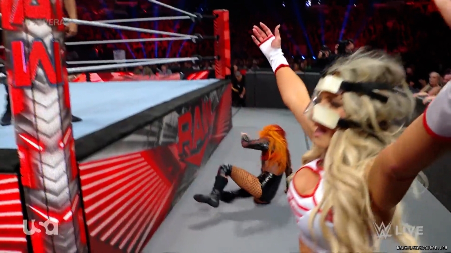 beckyraw20230814_00_01_14_15_Still389.jpg