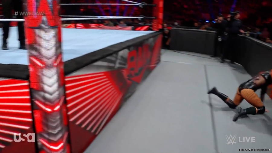 beckyraw20230814_00_01_15_10_Still391.jpg