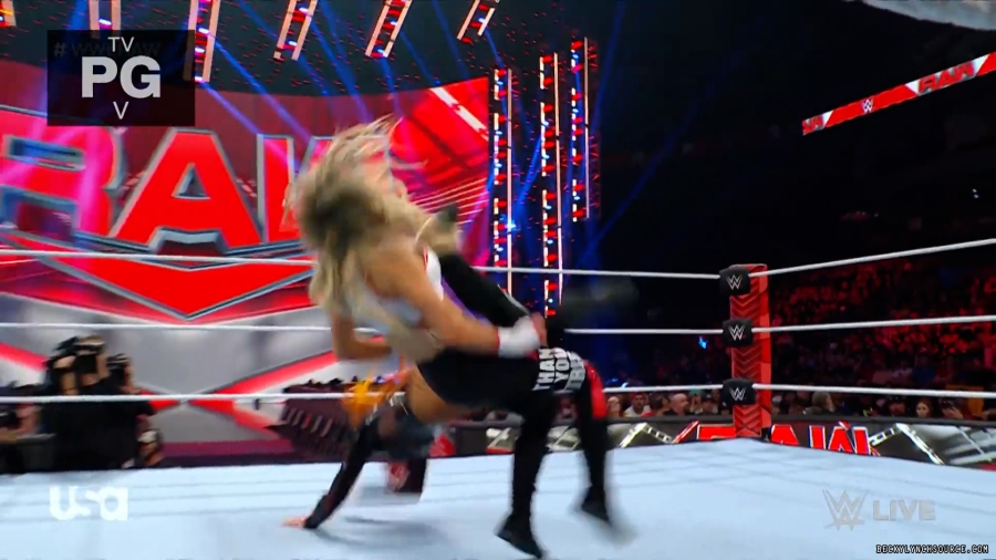 beckyraw20230814_00_02_08_00_Still628.jpg