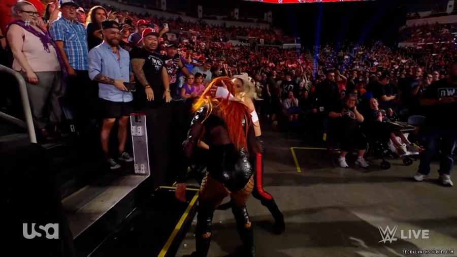 beckyraw20230814_00_03_17_25_Still1036.jpg
